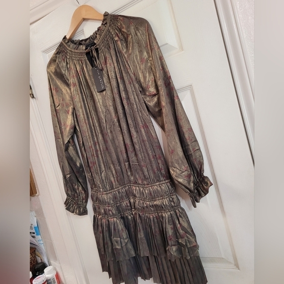 Anthropologie Current Air Gold Satin Metallic Floral Tired Mini Dress Medium - Picture 5 of 8